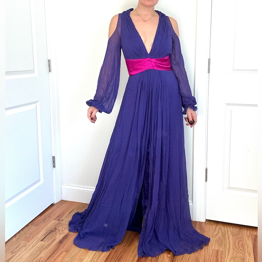Gorgeous One Of A Kind Silk Evening Gown - Picture 3 of 12